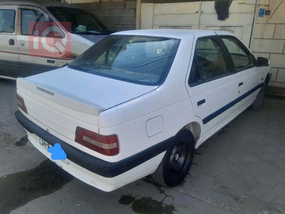 بيجو 405